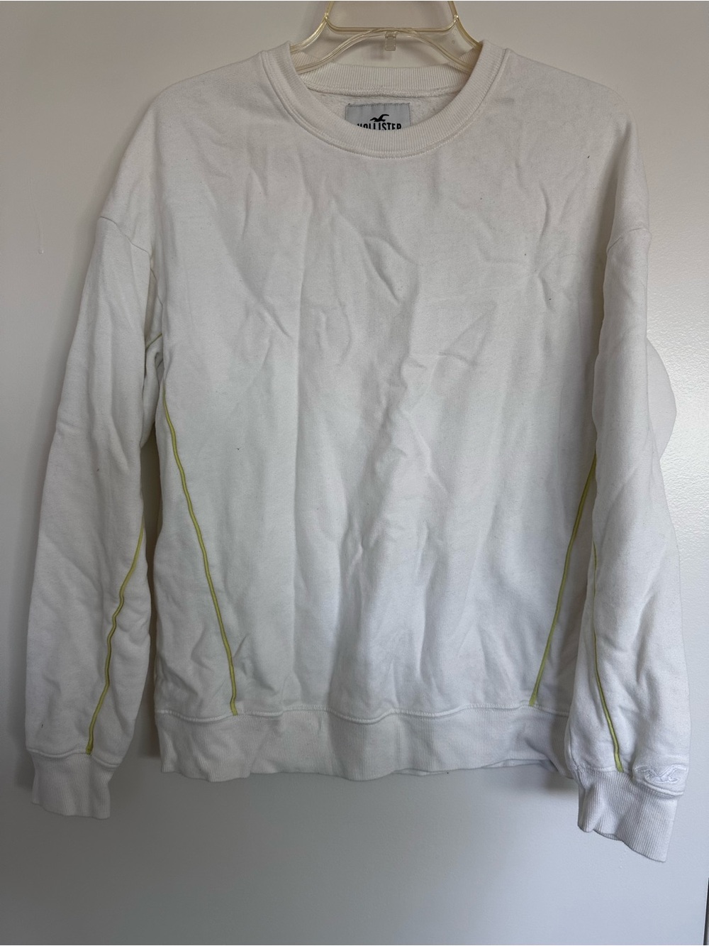Hollister White Crewneck Sweatshirt with Yellow Contrast Piping